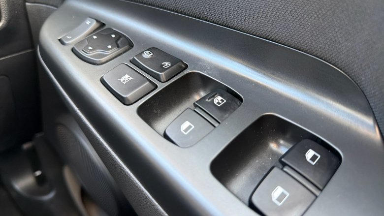 Hyundai Kona 1.6 GDi Hybrid SE Connect 5dr DCT Hybrid Hatchback